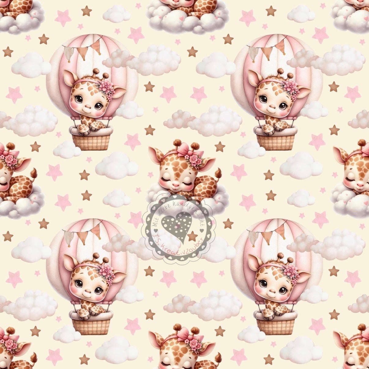 Baby-Giraffe-Weiß-beige-grau